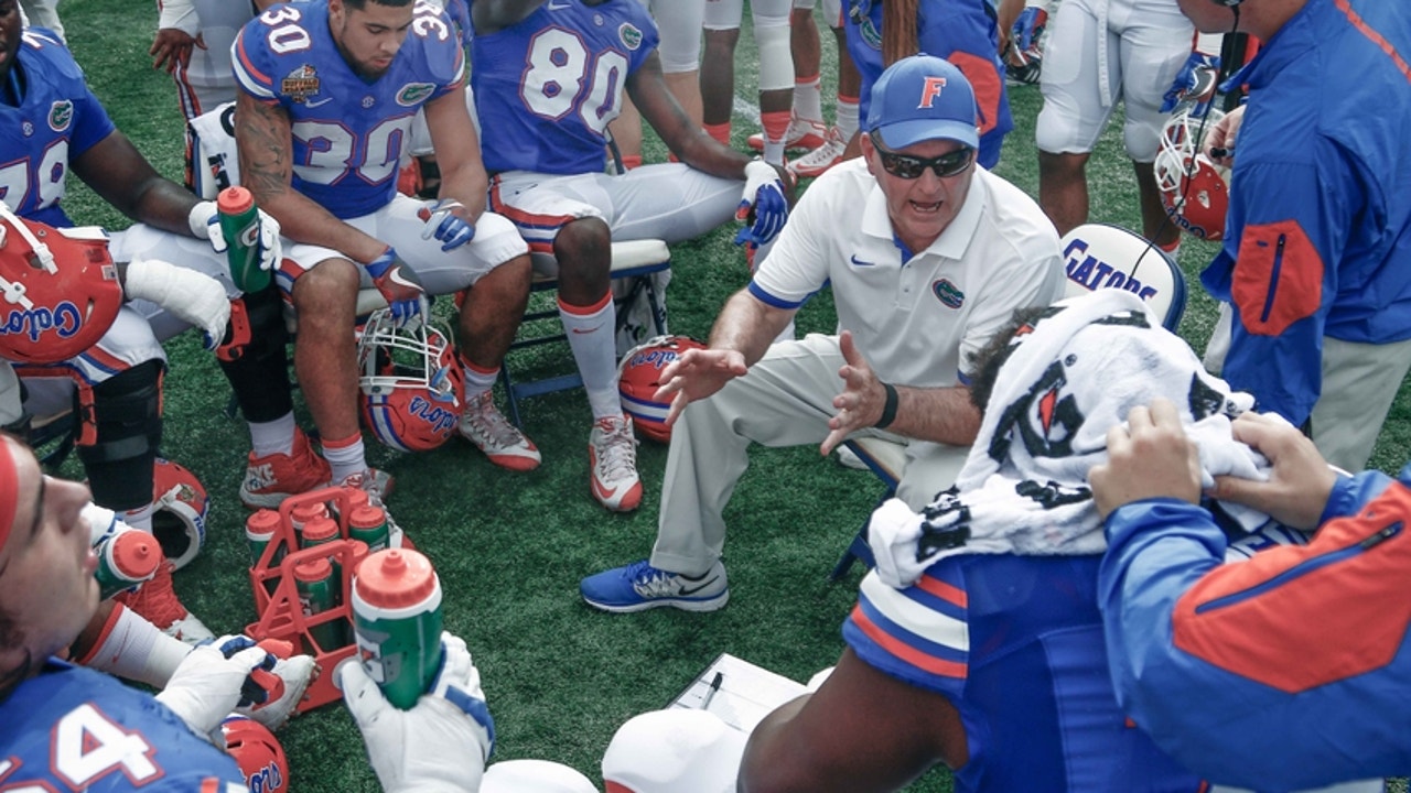 Florida Gators Football: Fans Put Twitter Up In Flames